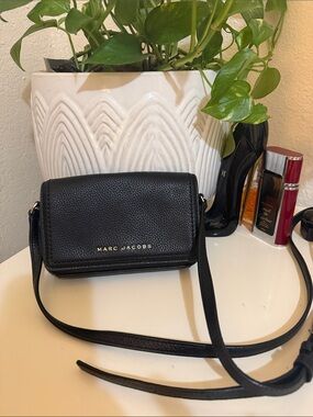 Marc Jacobs Black Pebbled Leather Crossbody with Gold Logo